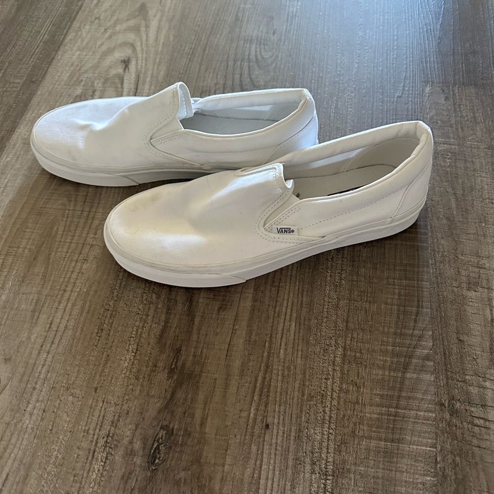 Mens Vans Classic Slip-On Shoes White Size 9.5